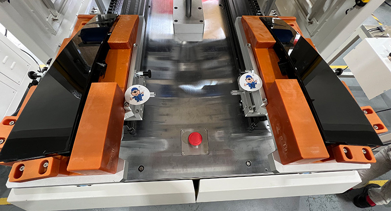 選購汽車ABCD柱貼膜機犯難？不知哪家