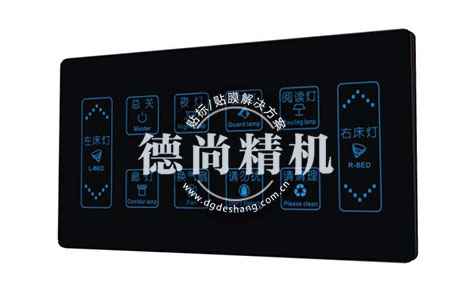 高光面開關(guān)面板自動貼膜機防刮傷？