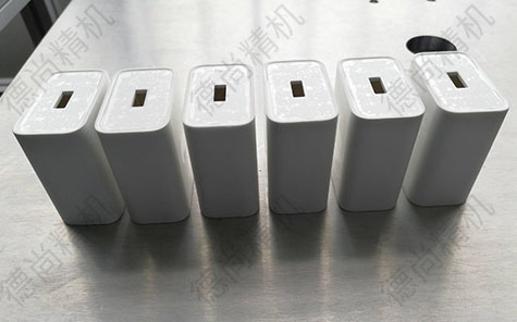 專(zhuān)業(yè)的充電器頭多面貼膜機(jī)廠(chǎng)家！